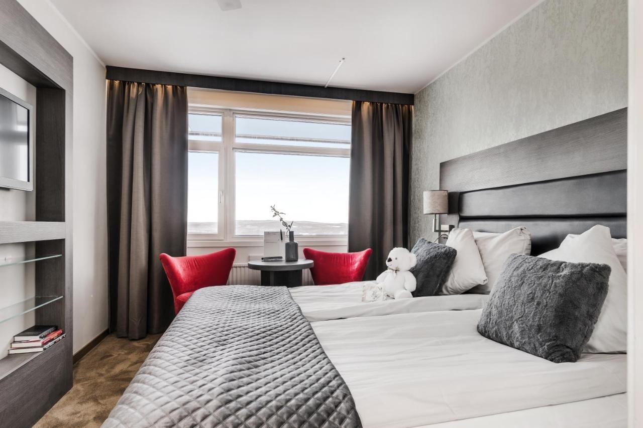 Hotell Hallstaberget โซลเลฟโต ภายนอก รูปภาพ