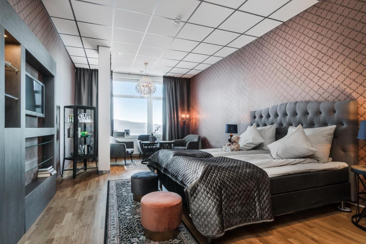 Hotell Hallstaberget โซลเลฟโต ภายนอก รูปภาพ