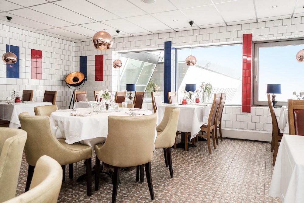 Hotell Hallstaberget โซลเลฟโต ภายนอก รูปภาพ